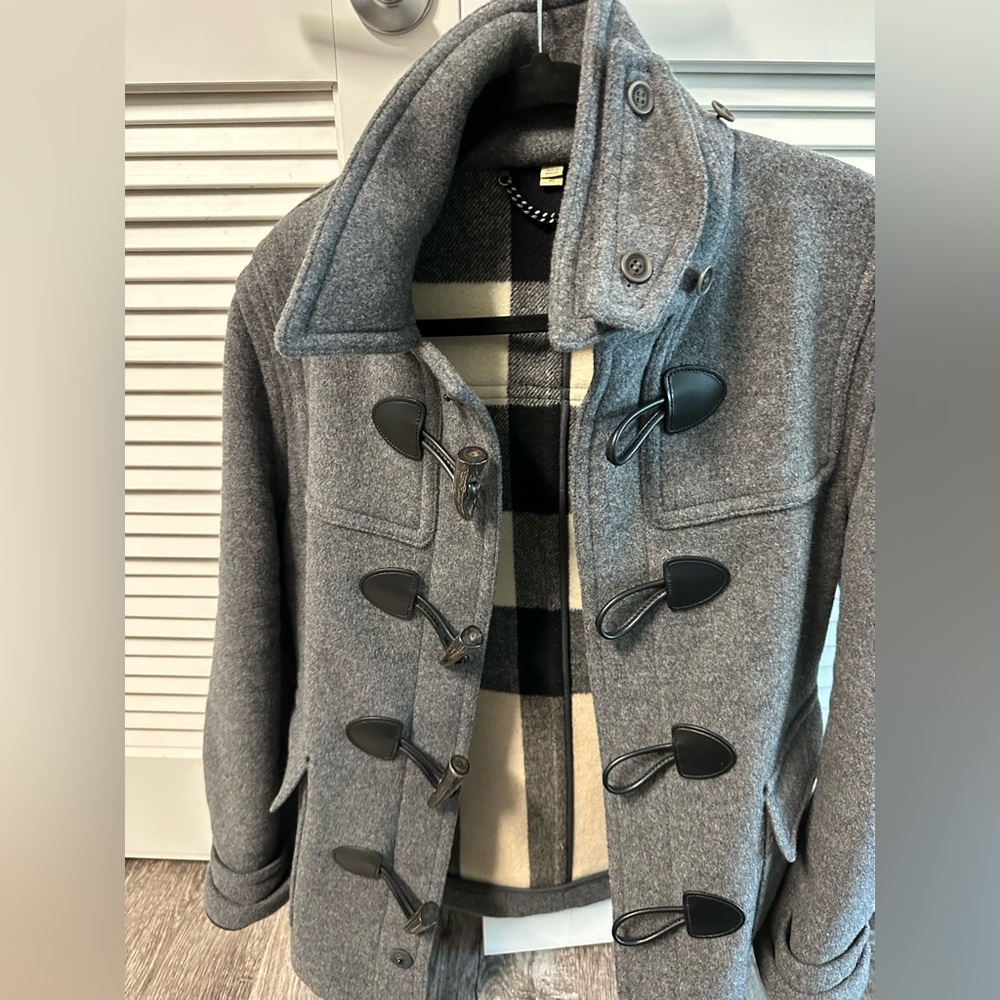 New Burberry Peacoat Small